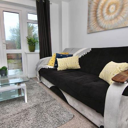Daimler House - Cosy Home Near Coventry City Centre Exterior foto